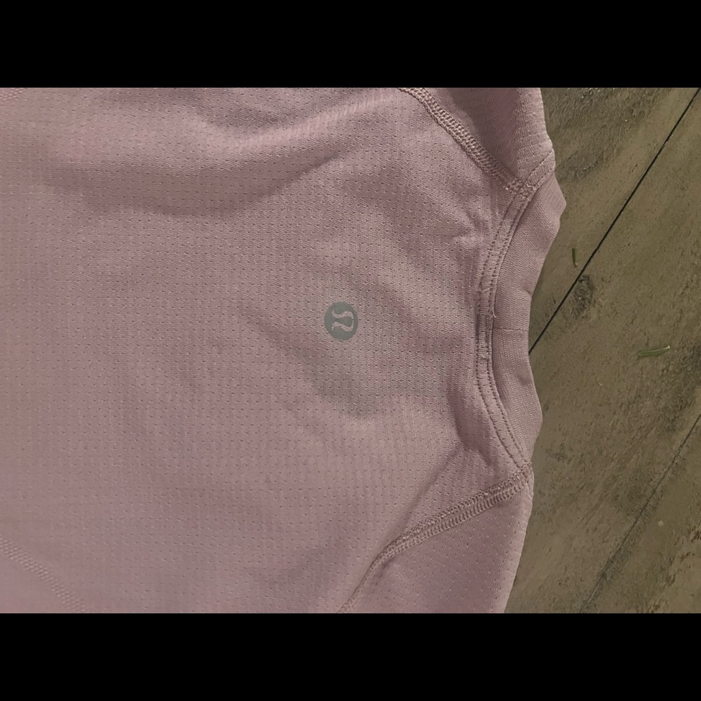 Lululemon top